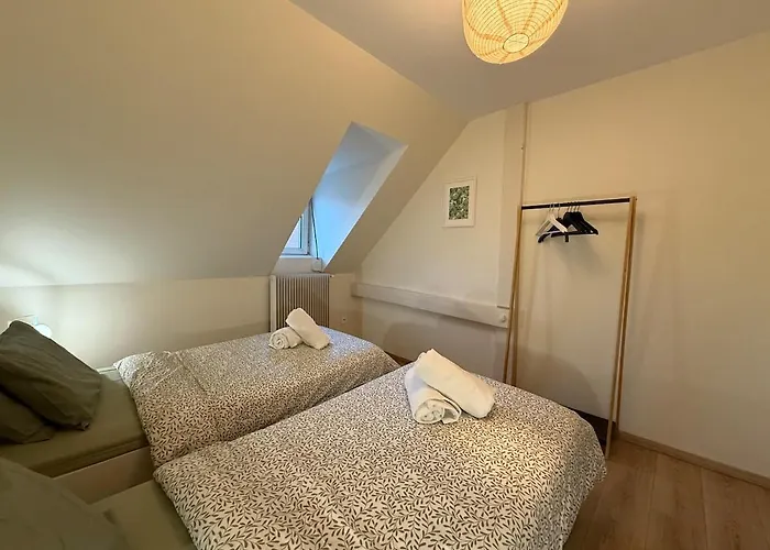 Apartamento Proche Centre Avec Parking *